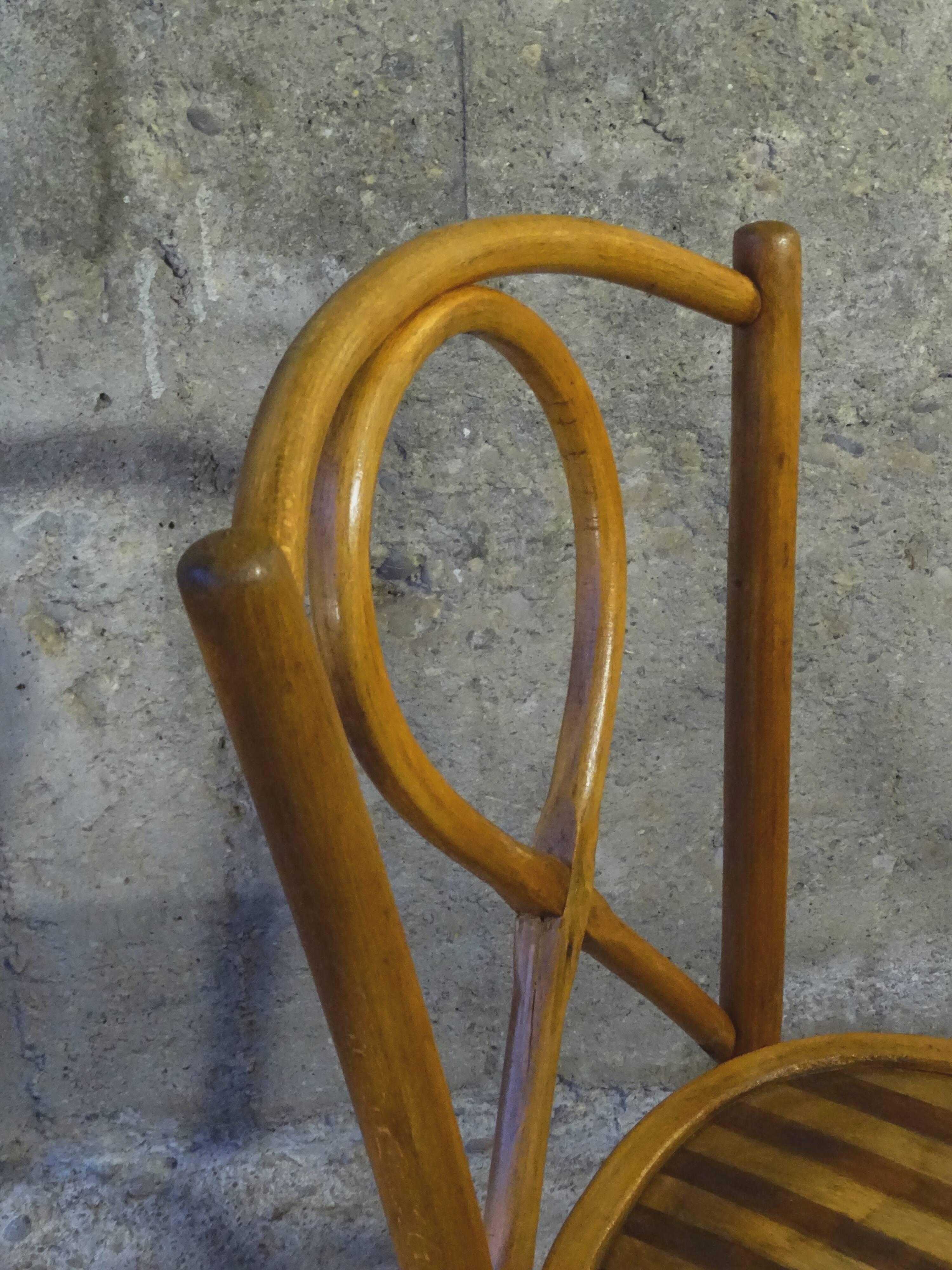2 chaises gyf, bistrot assises bois, 1935