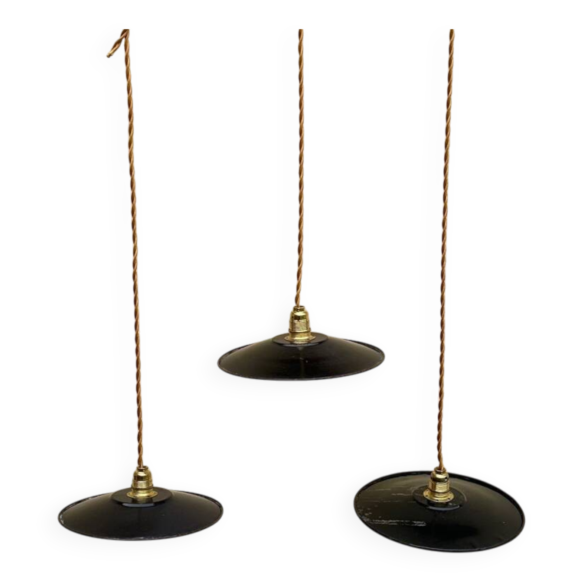 Trio de suspensions tôle émaillée noire et blanche vintage style indus
