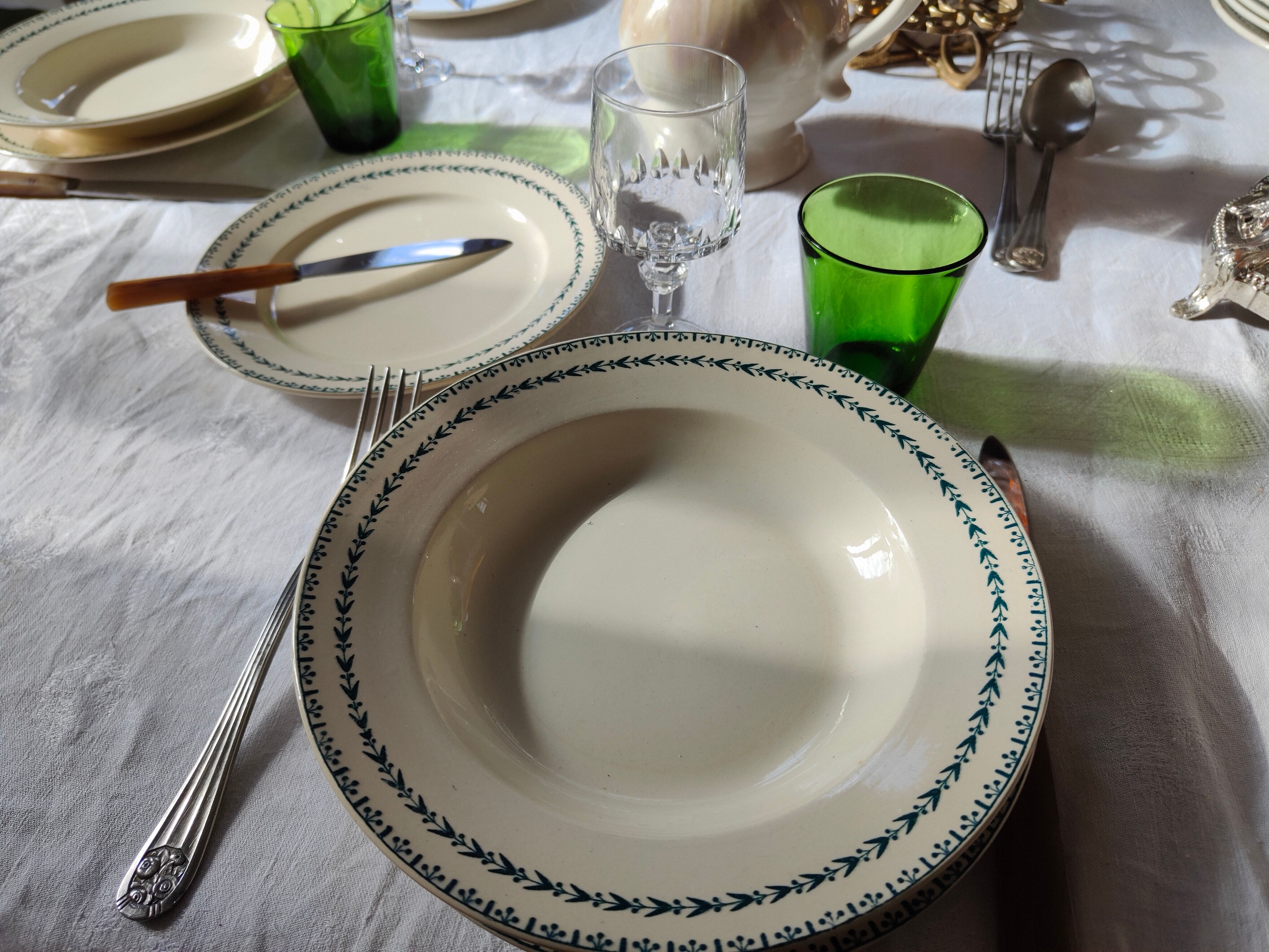 Flat plate in Iron Earth U & Cie Sarreguemines model Carlos