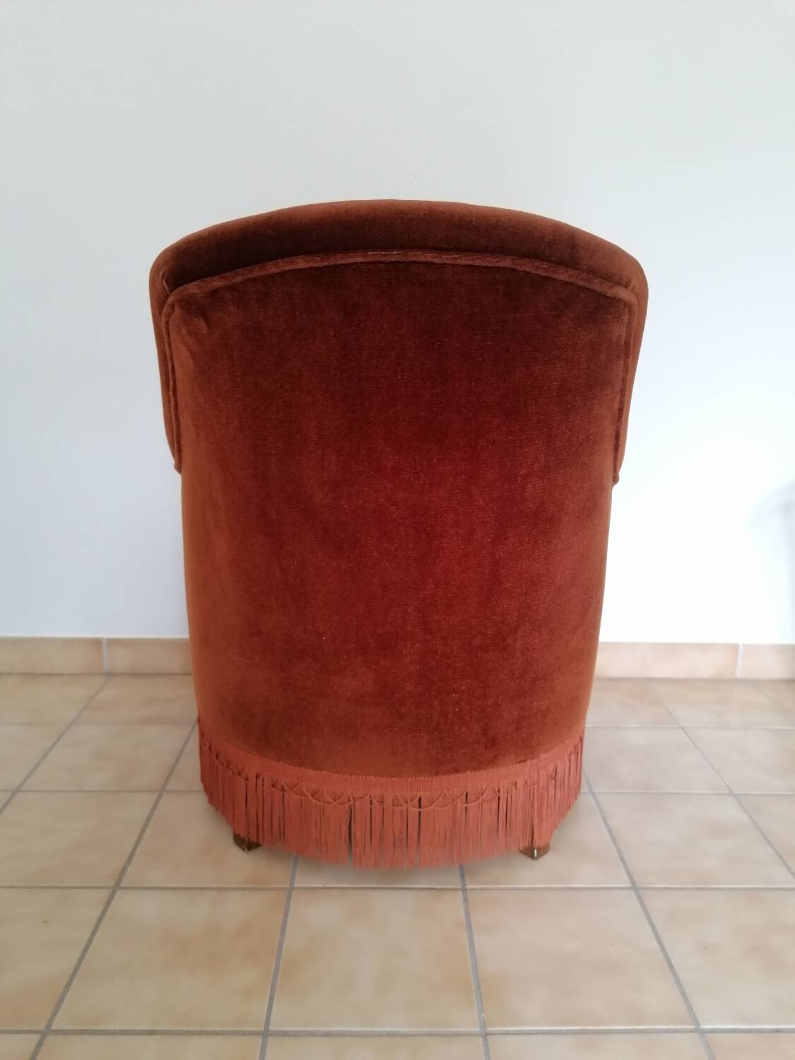 Toad armchair