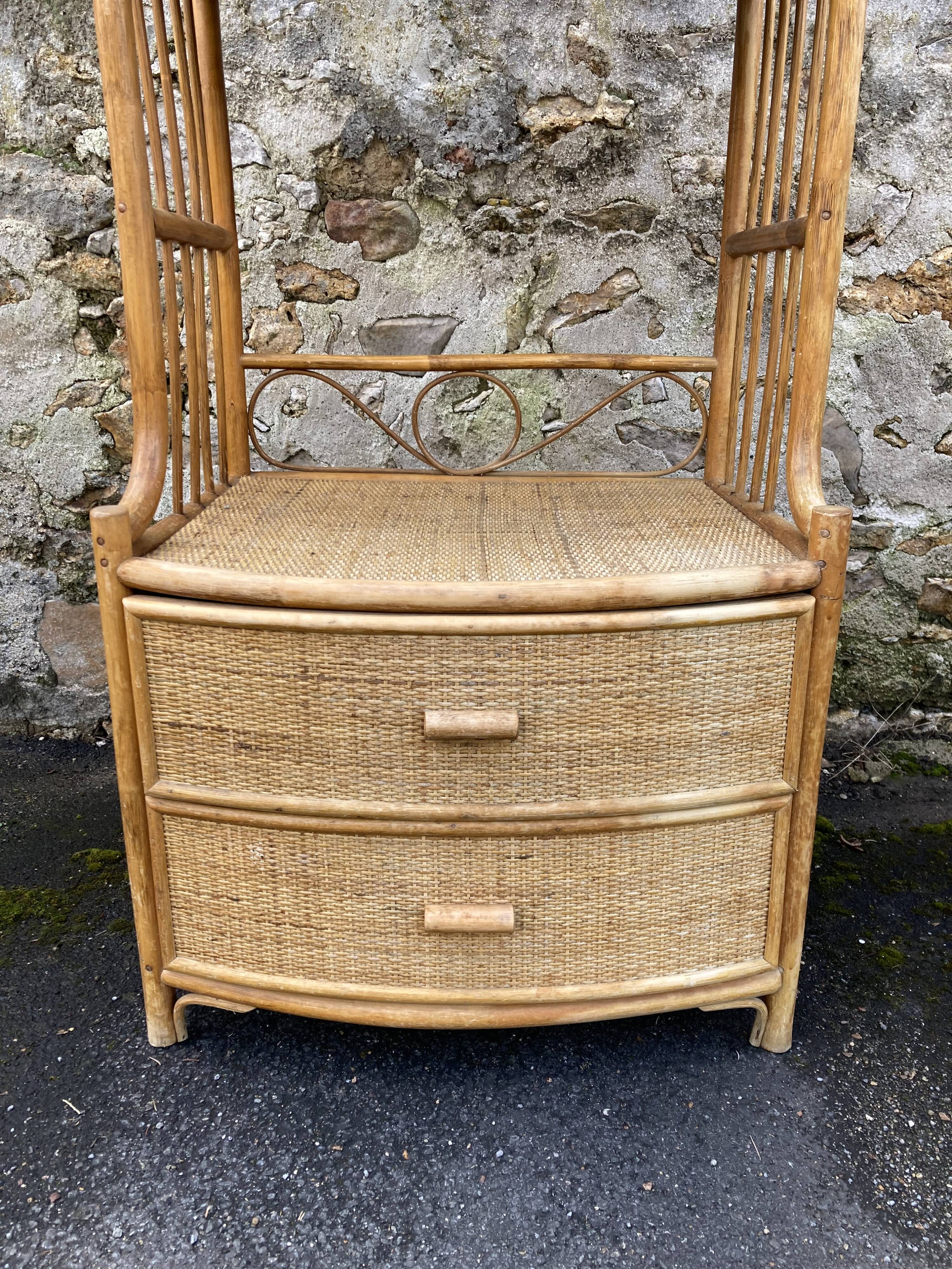 Rattan furniture for veranda.