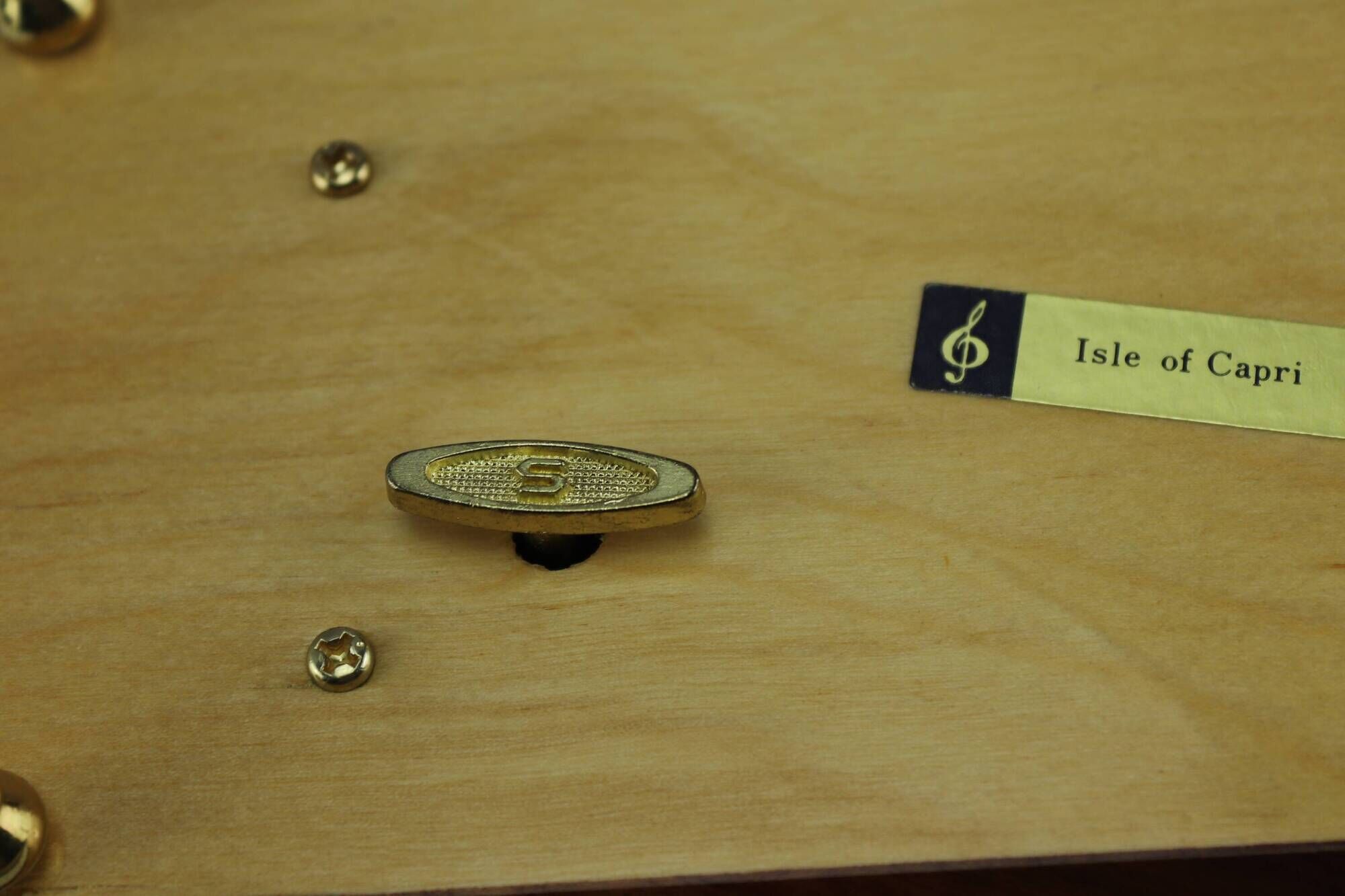 Vintage musical jewelry box in inlaid wood