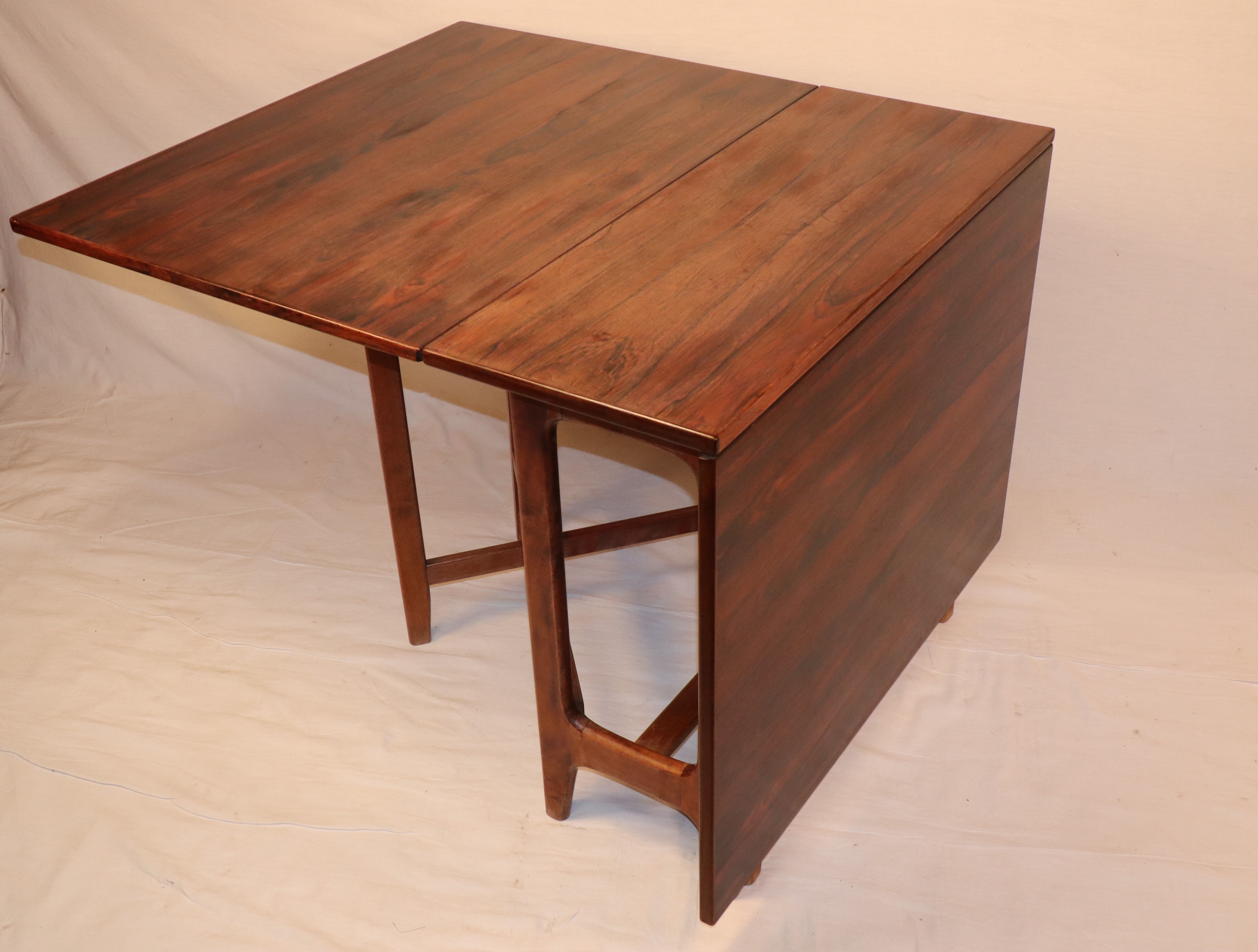 Bendt Winge scandinavian rosewood expandable table, 1960