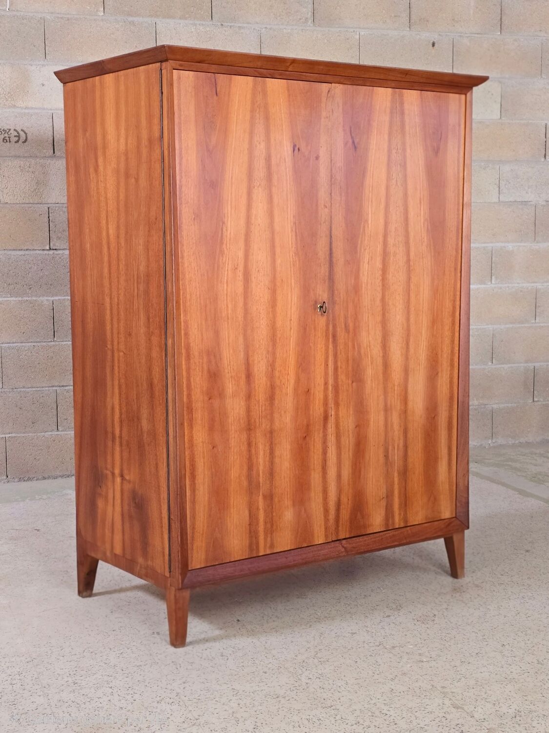 Petite armoire scandinave vintage design