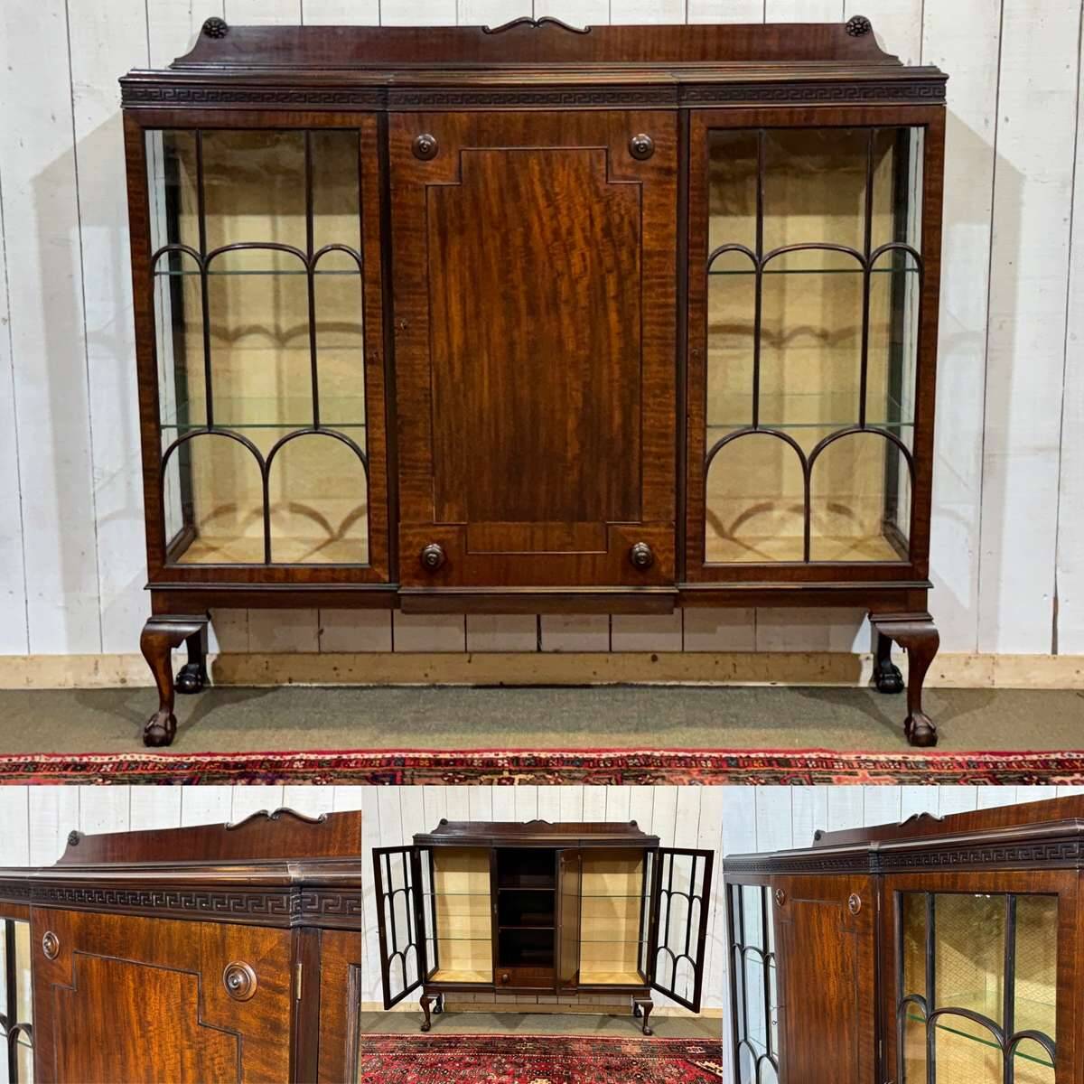 Vitrine Anglaise Chippendale 3 portes début XXème en acajou