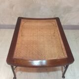 Carry baggage in caning of the barn House