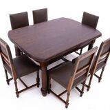 Antique table with 6 chairs from around 1880. After renovation.
