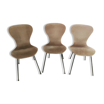 Series of 3 vintage chairs