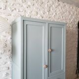 Light blue English wardrobe