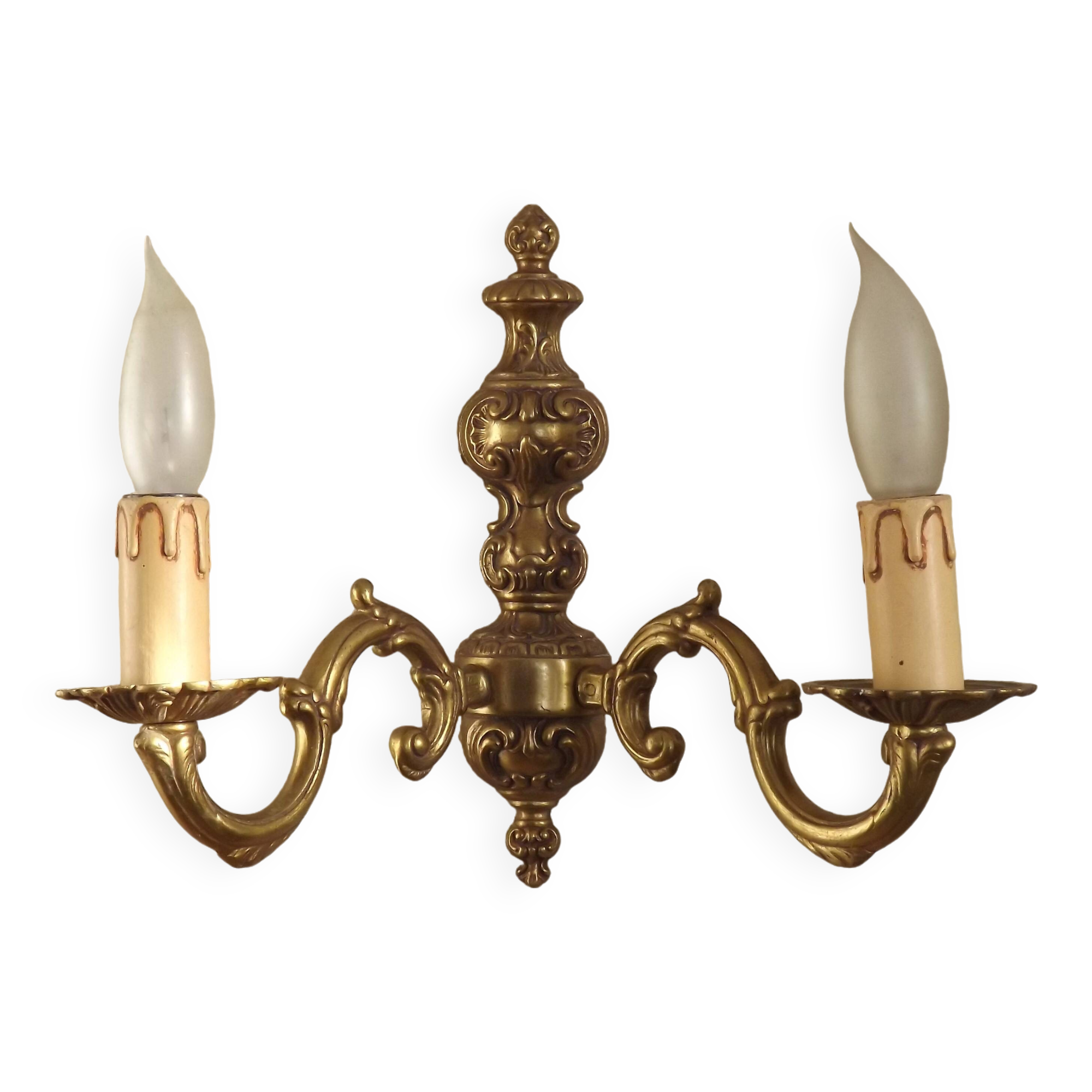 Double bronze wall light, vintage French traditional style, scrolled arms 5097.