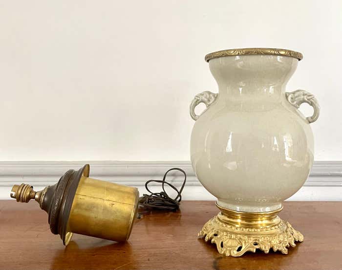 Vase and lamp foot in Chinese porcelain enamelled white cracked ivory - Qing - China XIXth