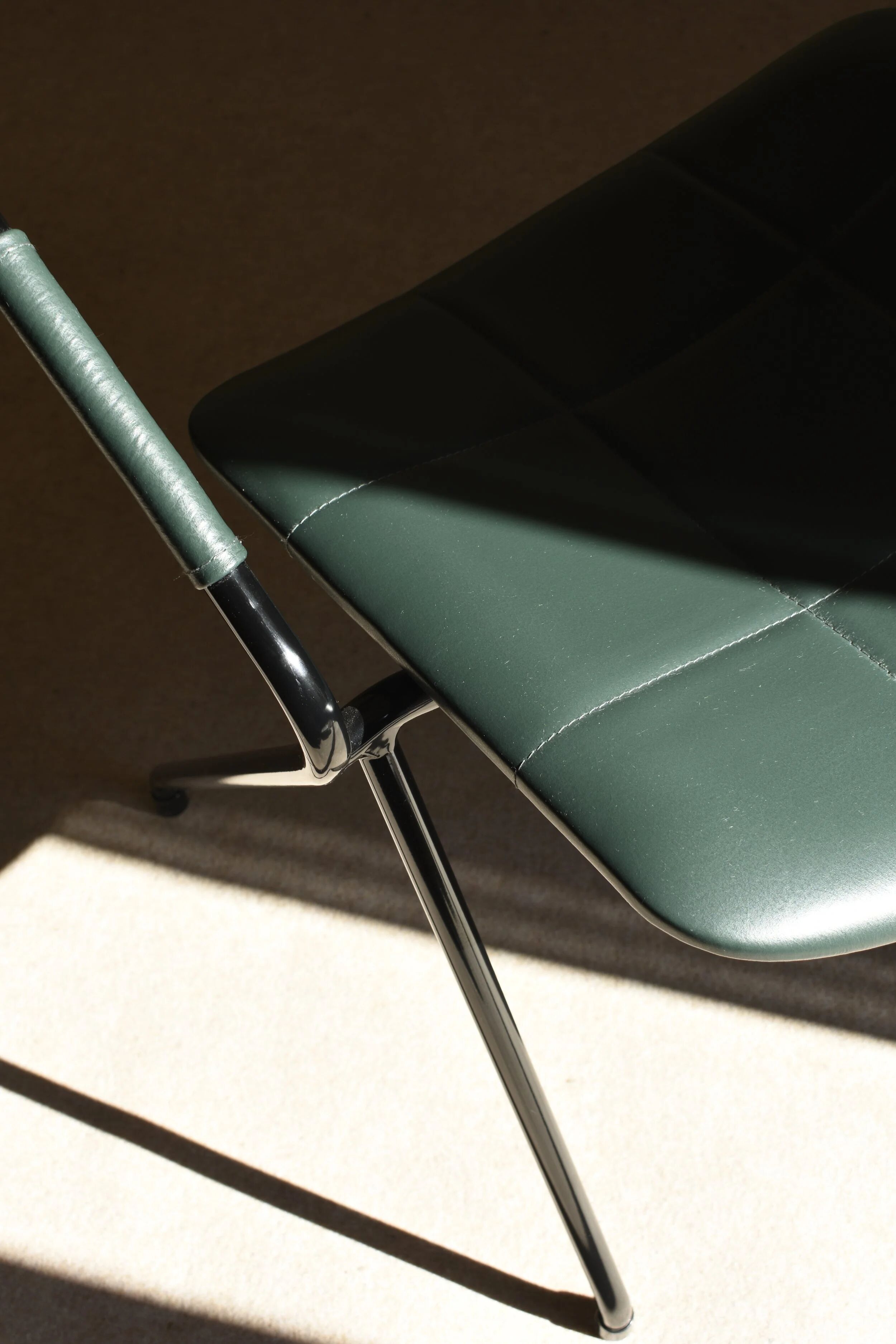 Set of three "Rugby" model chairs by Gilbert Steiner for Steiner, 1962.