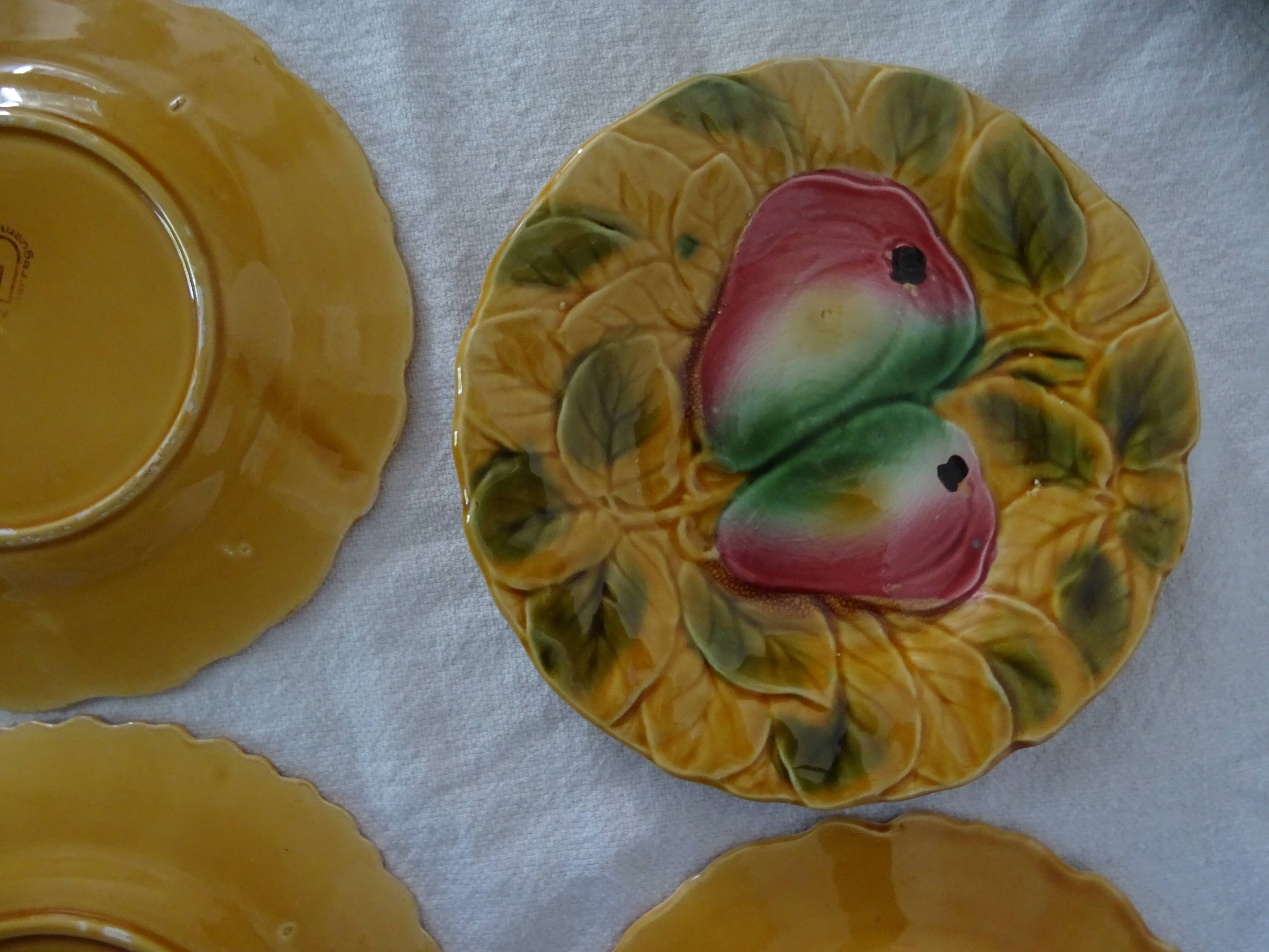 Dessert set salad bowl and 6 plates 541023 fruits barbotine sarreguemines