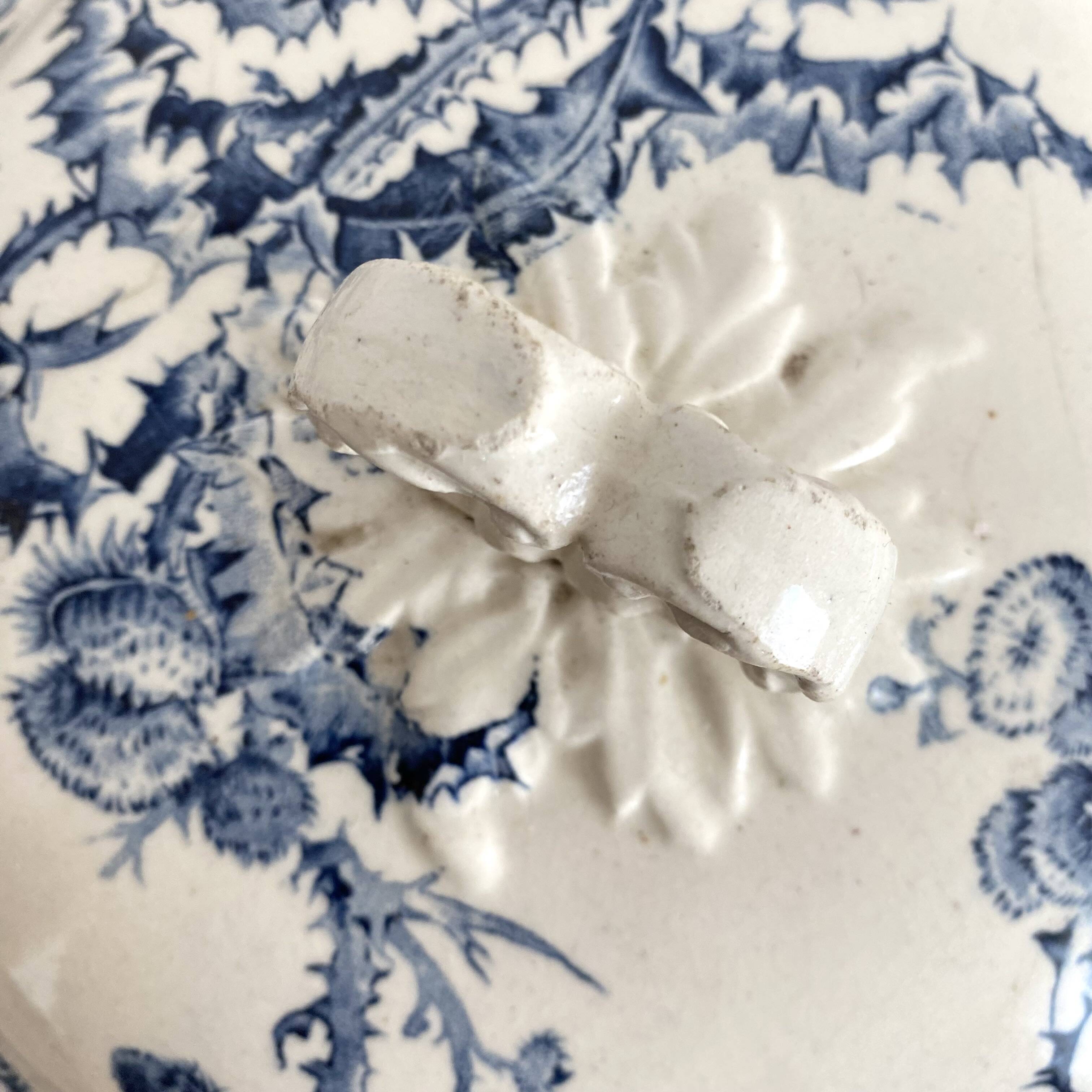 Soupière en terre de fer Gien Chardons