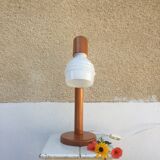 Articulated lamp in pine and opaline