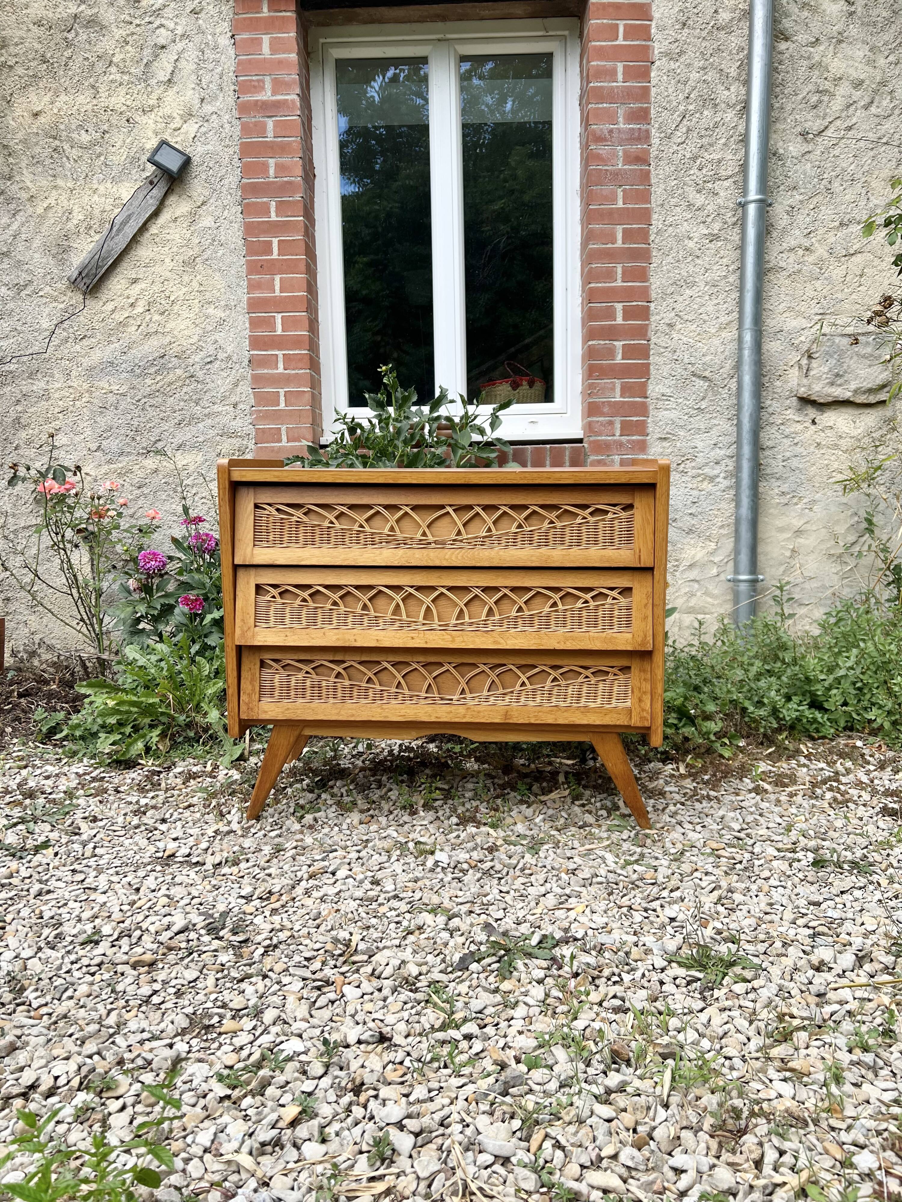 Vintage chest of drawers wood and rattan