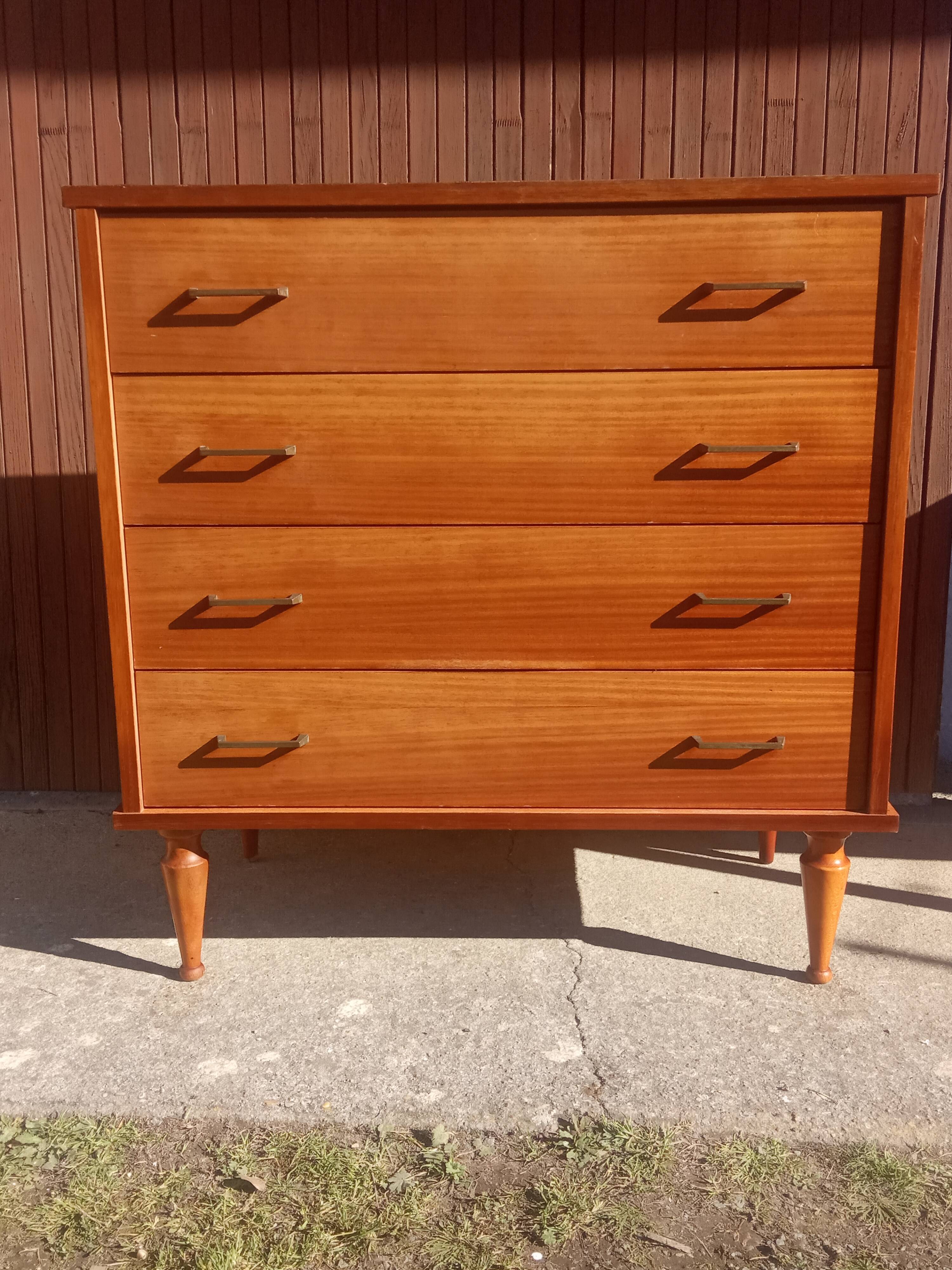 Commode vintage