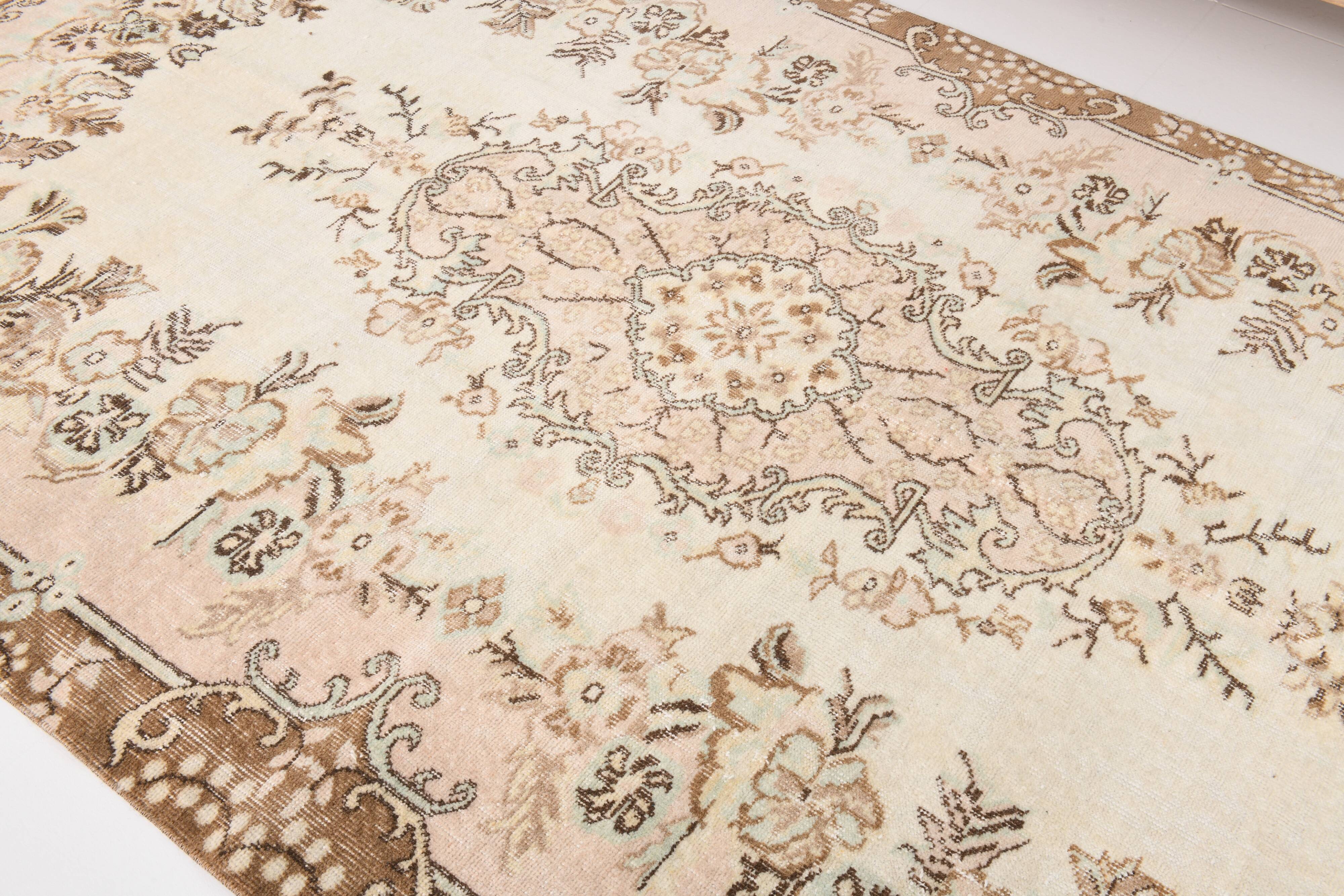 6x9 Cream & Brown Oriental Vintage Rug, 175x290Cm