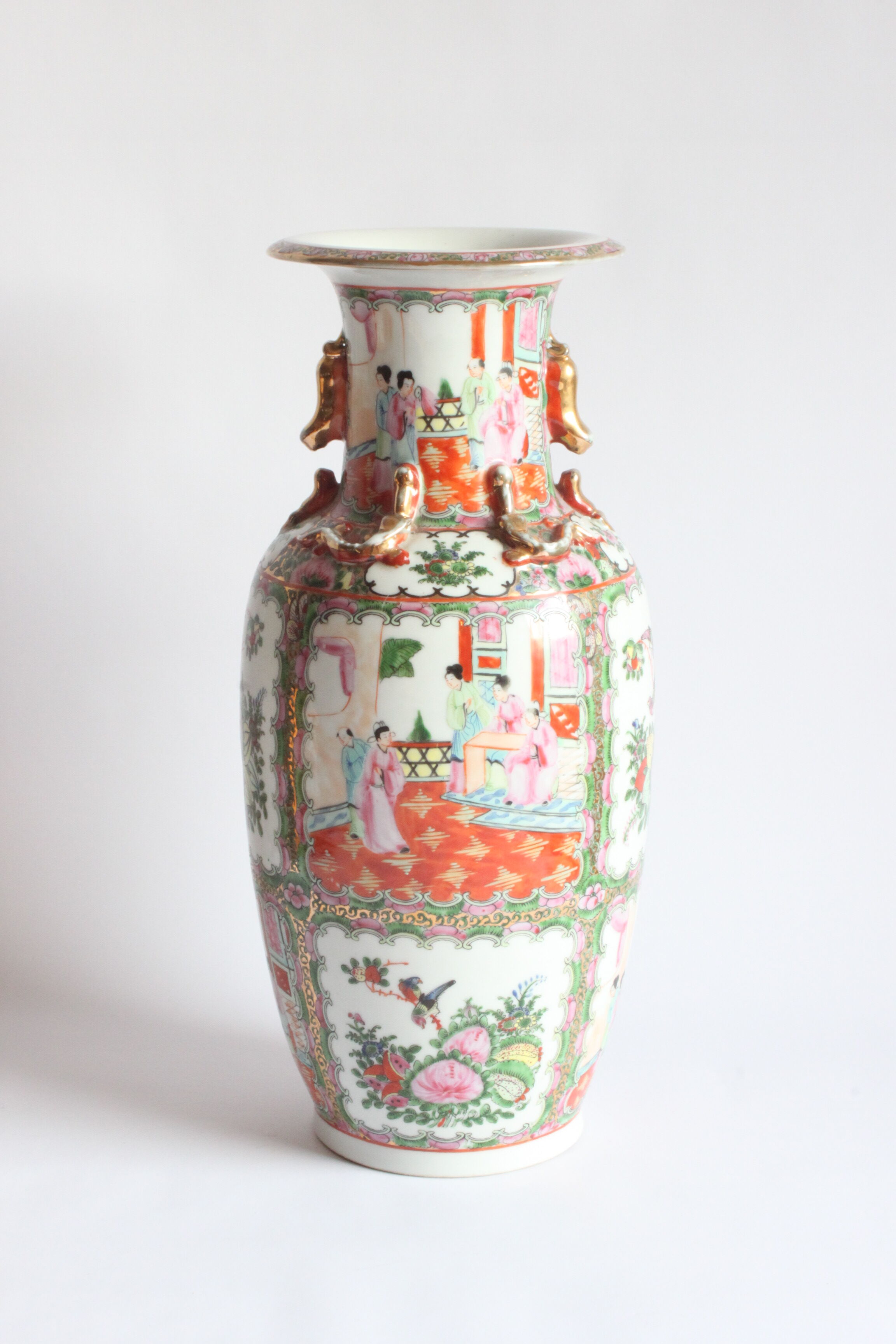 Vase médaillon de rose de Canton chinois, 19ème siècle