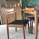 Table set and 6 Scandinavian Vintage Chairs in Teck
