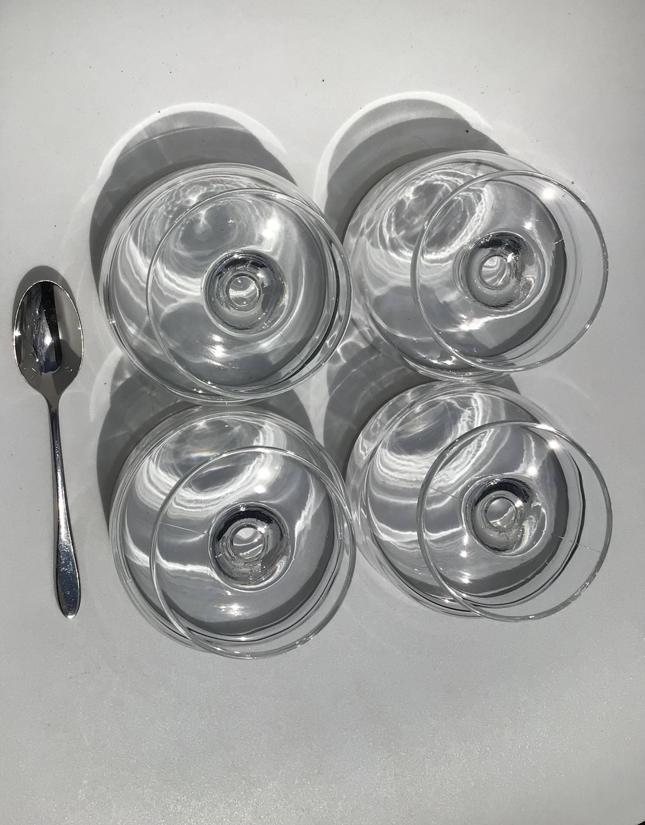 4 Ice cream or fruit salad bowls with mirror edge