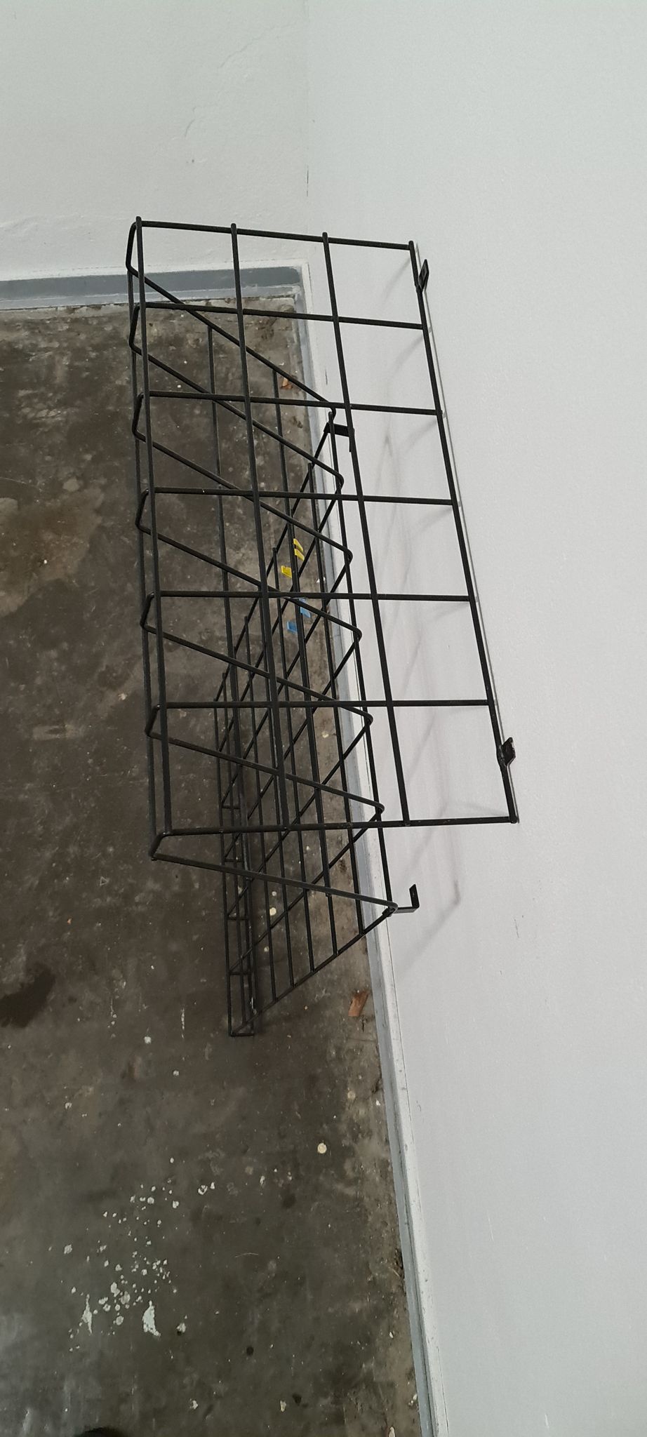 Vintage metal coat and hat rack