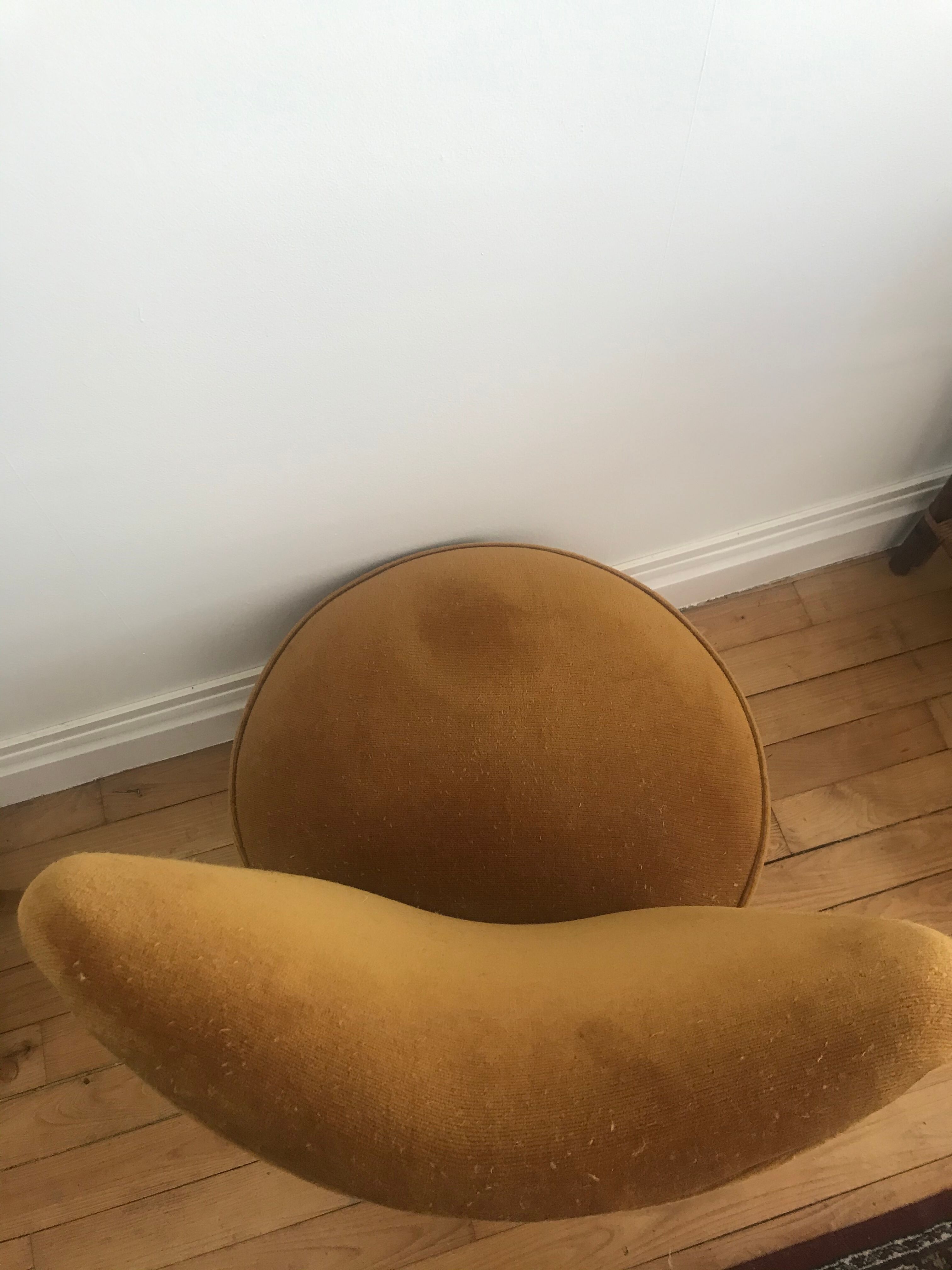 Fauteuil crapaud doré