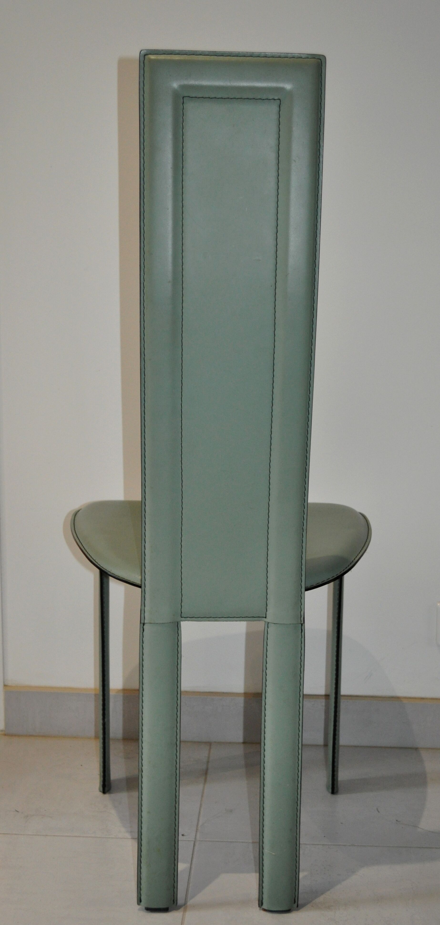 Chaise cuir designer italien Quia vintage