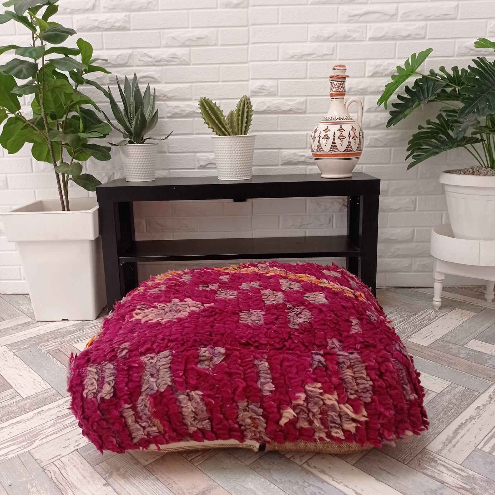 Handmade Berber pouf in wool 60 X 60 X 20 CM
