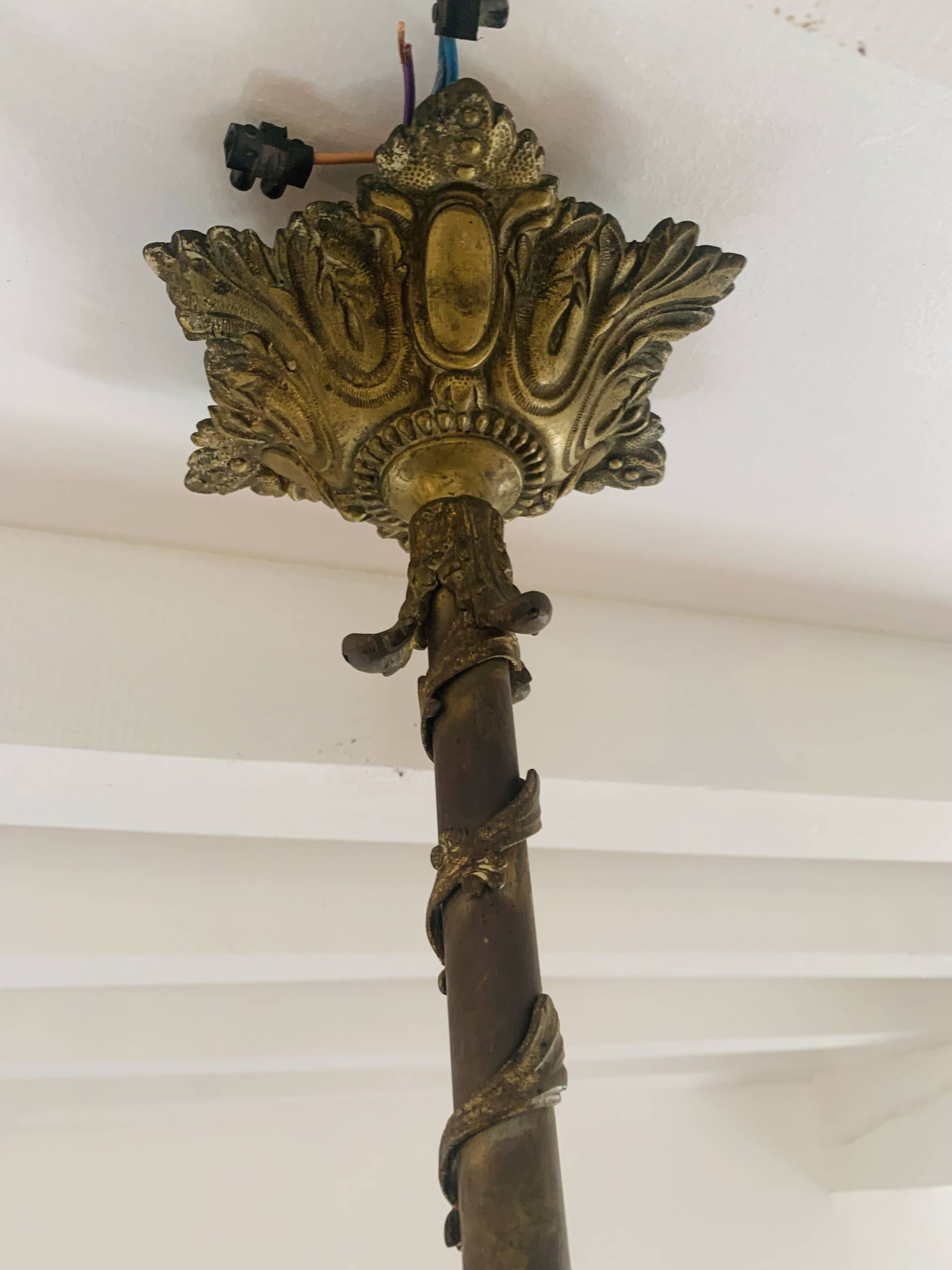 Bronze chandelier 4 tulips