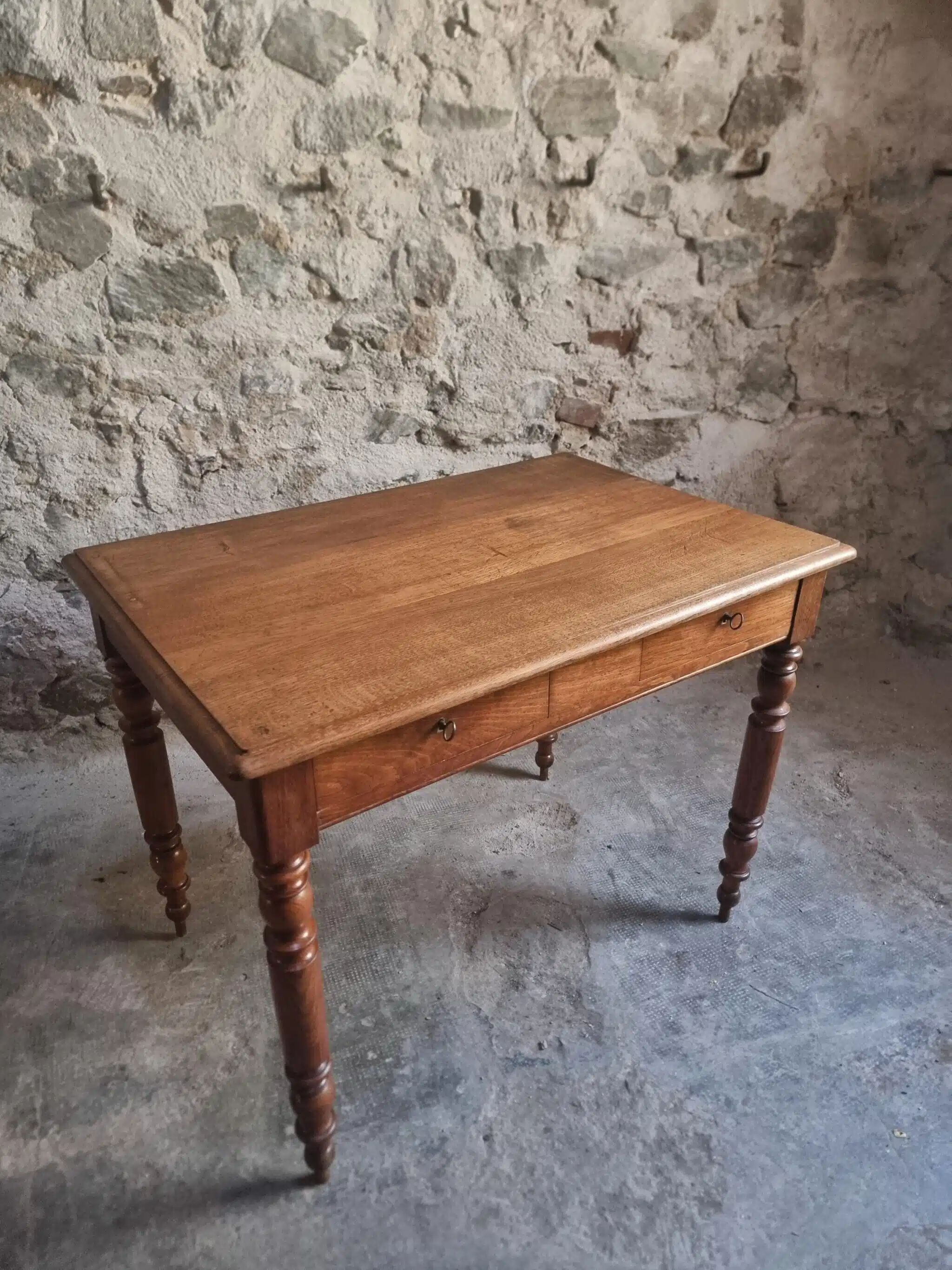 Antique French oak writing desk with 2 lockable drawers, circa 1920.