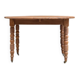 Extendable round table with turned legs (renovated)