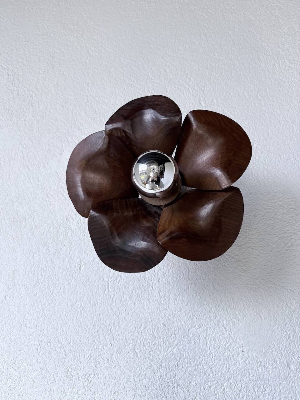 Pair of wooden flower wall lights from the 1970s.