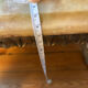 Table basse en onyx et laiton