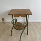 Bureau d’écolier et sa chaise Mullca