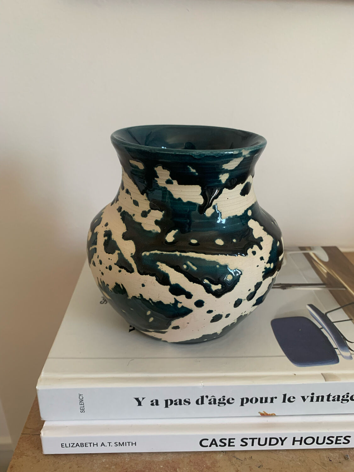 Vintage duck blue pot or vase