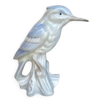 Porcelain bird
