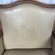 Paire de bergères style Louis XV cuir beige