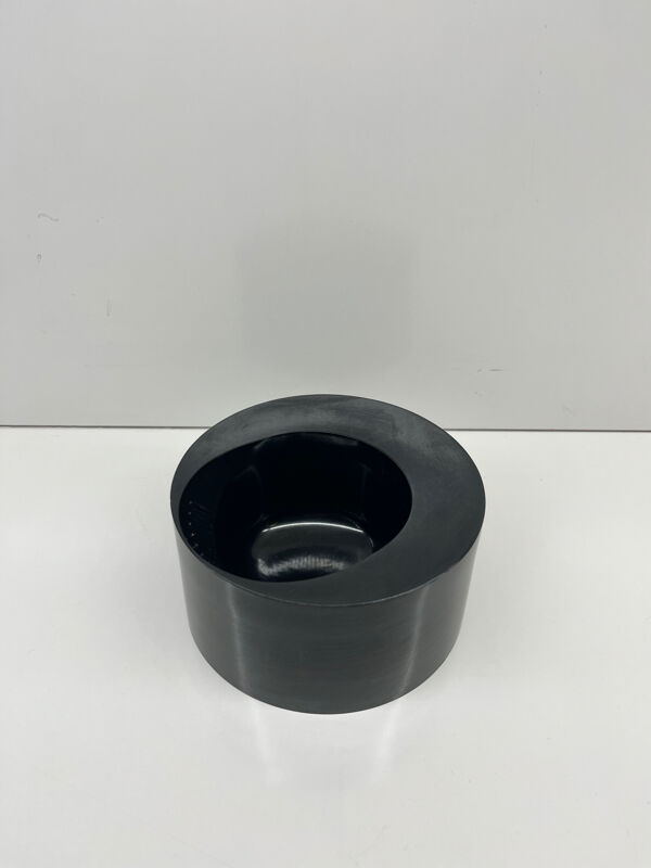 Enzo Mari cendrier Bornéo - Danese Milano - Mélamine noire – Design it