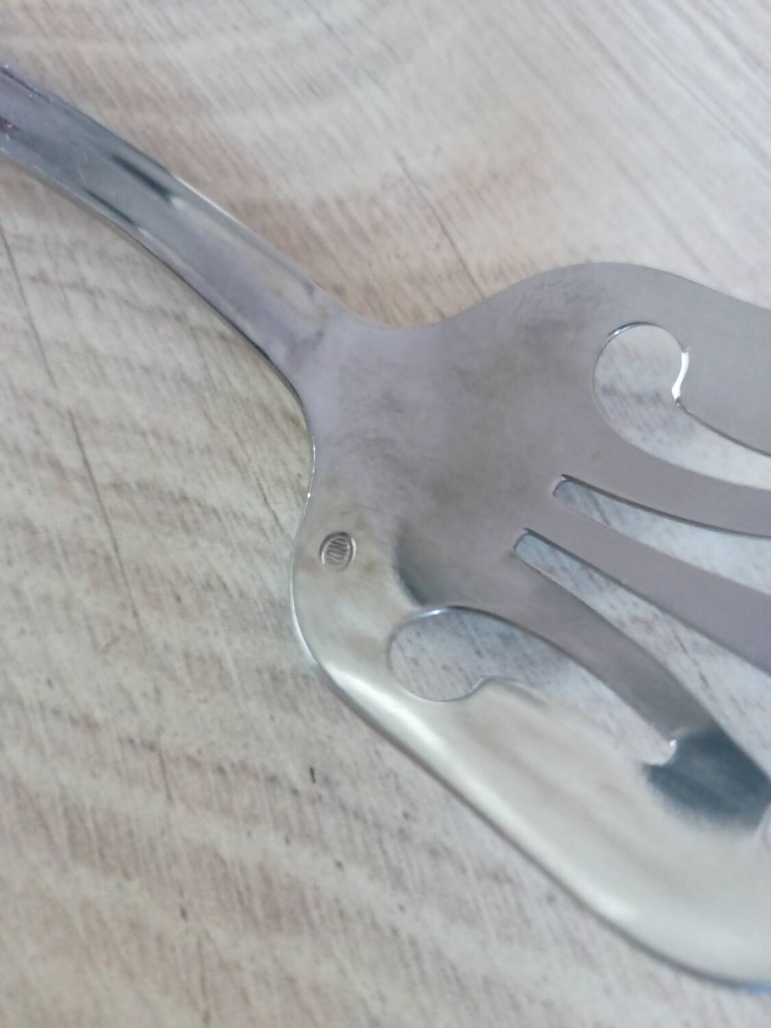 Cutlery for petit fours