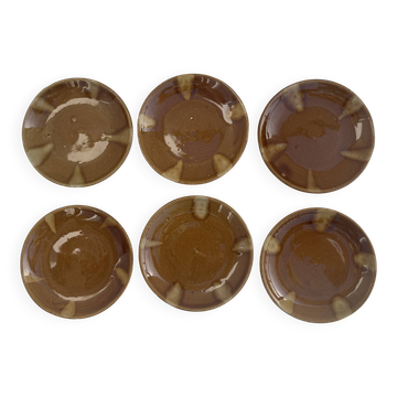 6 small vintage ceramic plates from the 1960s.