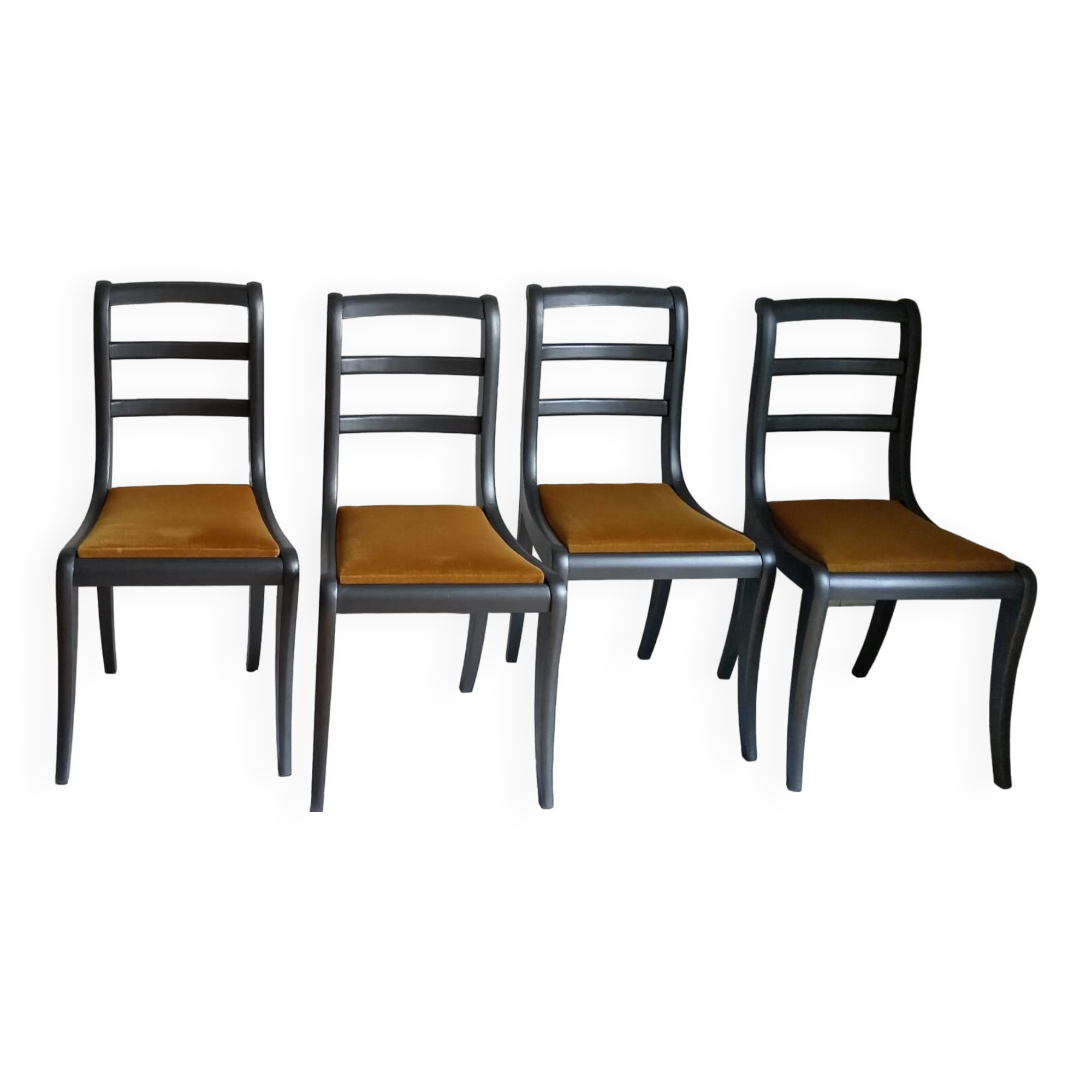 4 velvet seat chairs