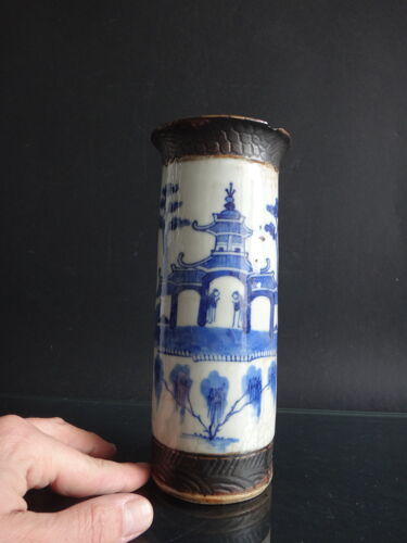 Ancien vase rouleau chinois nankin chine blanc bleue porcelaine Qing XIX marque