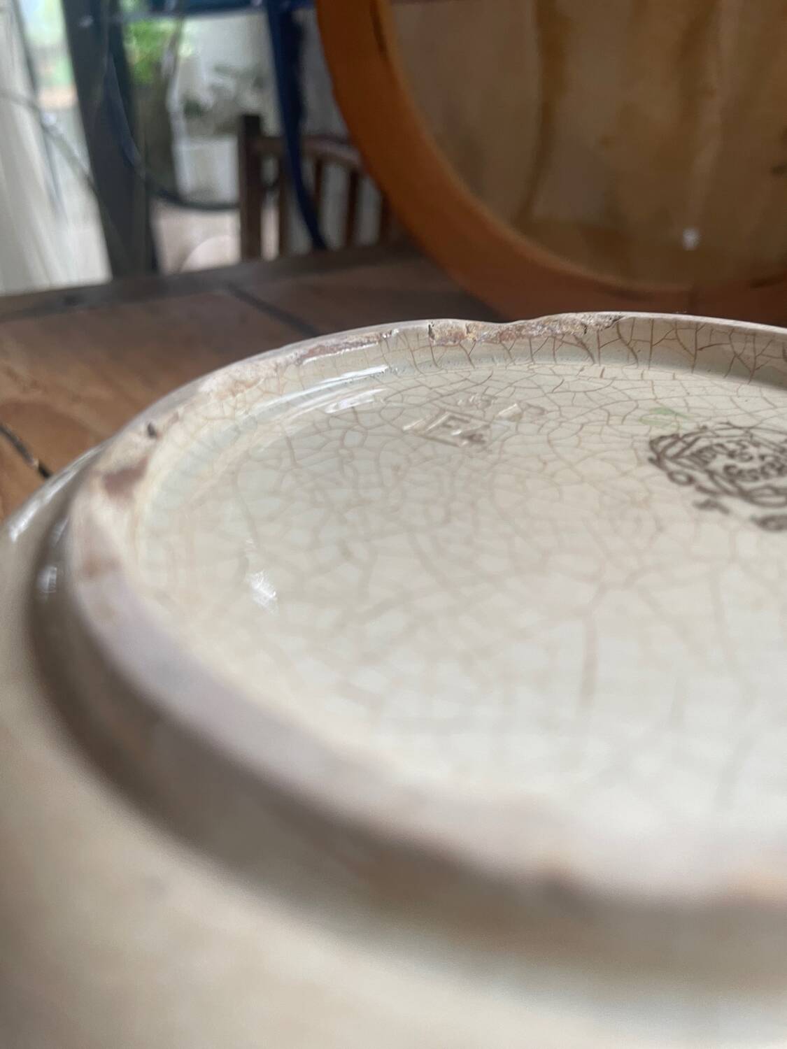 Ancien plat terre de fer Choisy