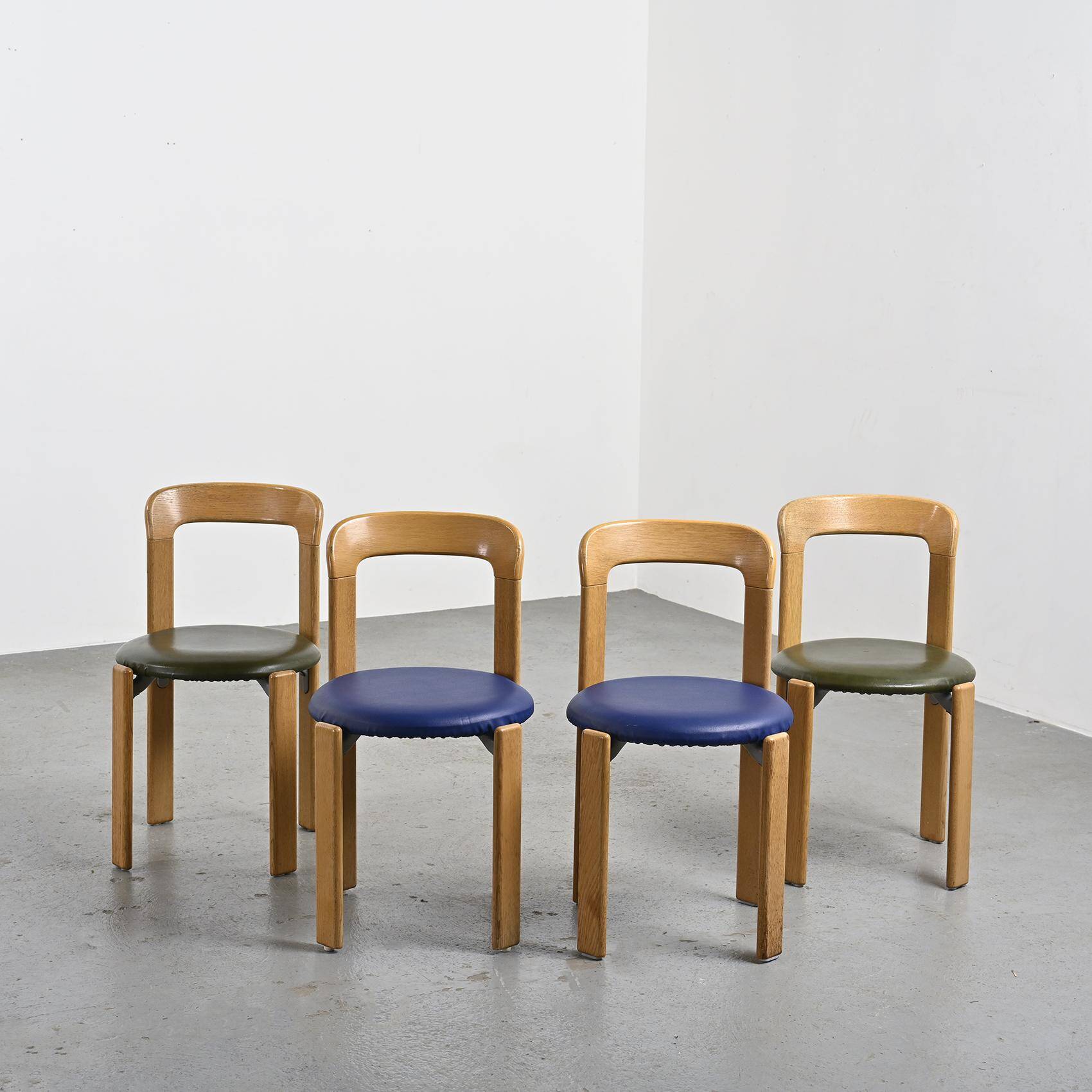 Suite de 4 chaises par Bruno Rey, Dietiker Switzerland