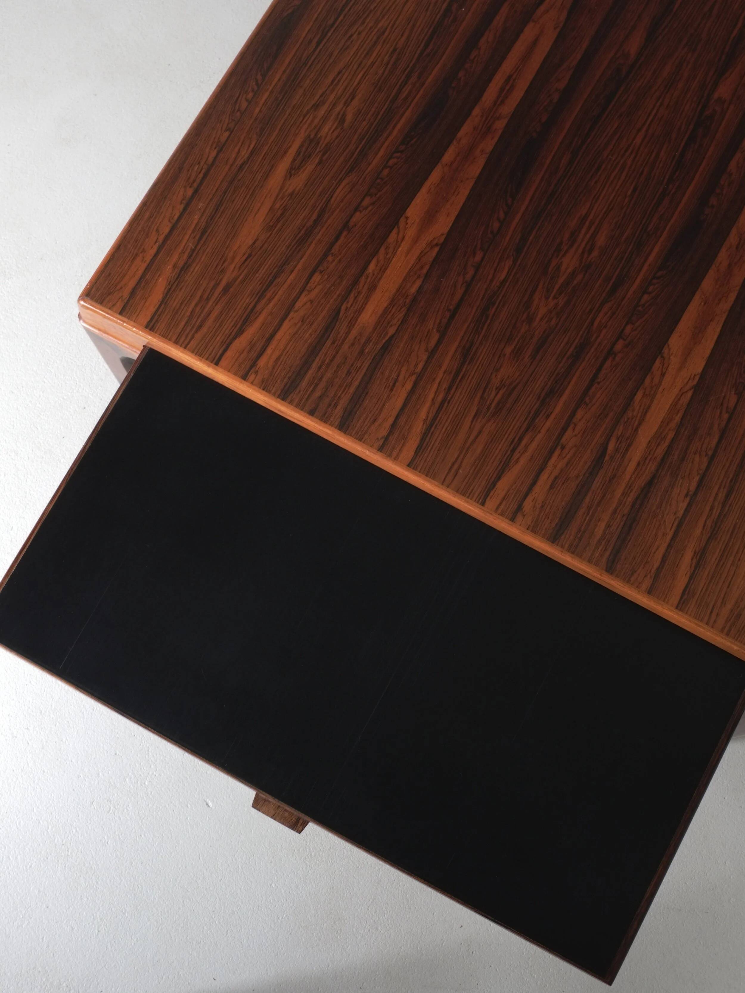 Johannes Andersen rosewood coffee table | Denmark | 1960s
