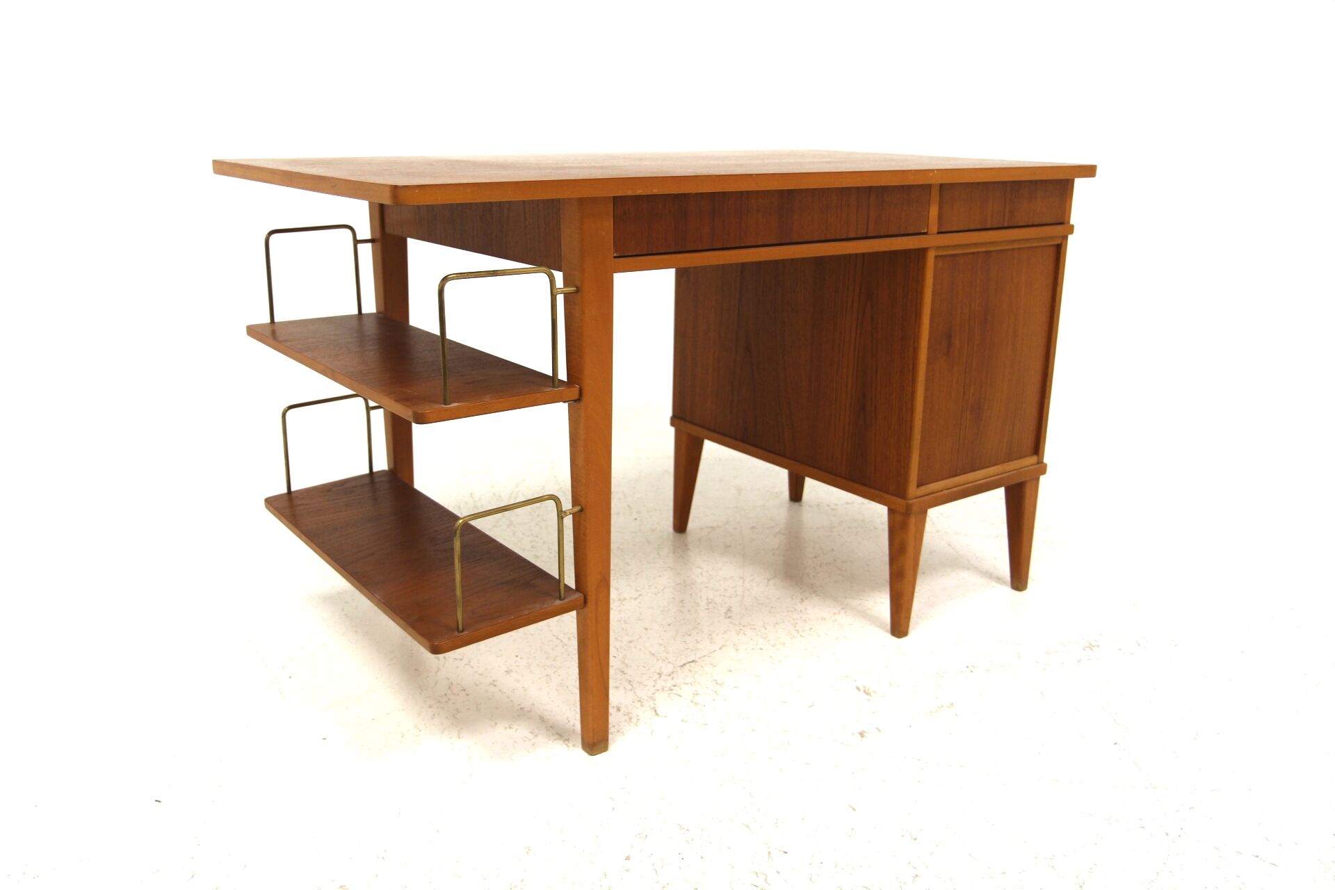Bureau scandinave en teck, Suède, 1960