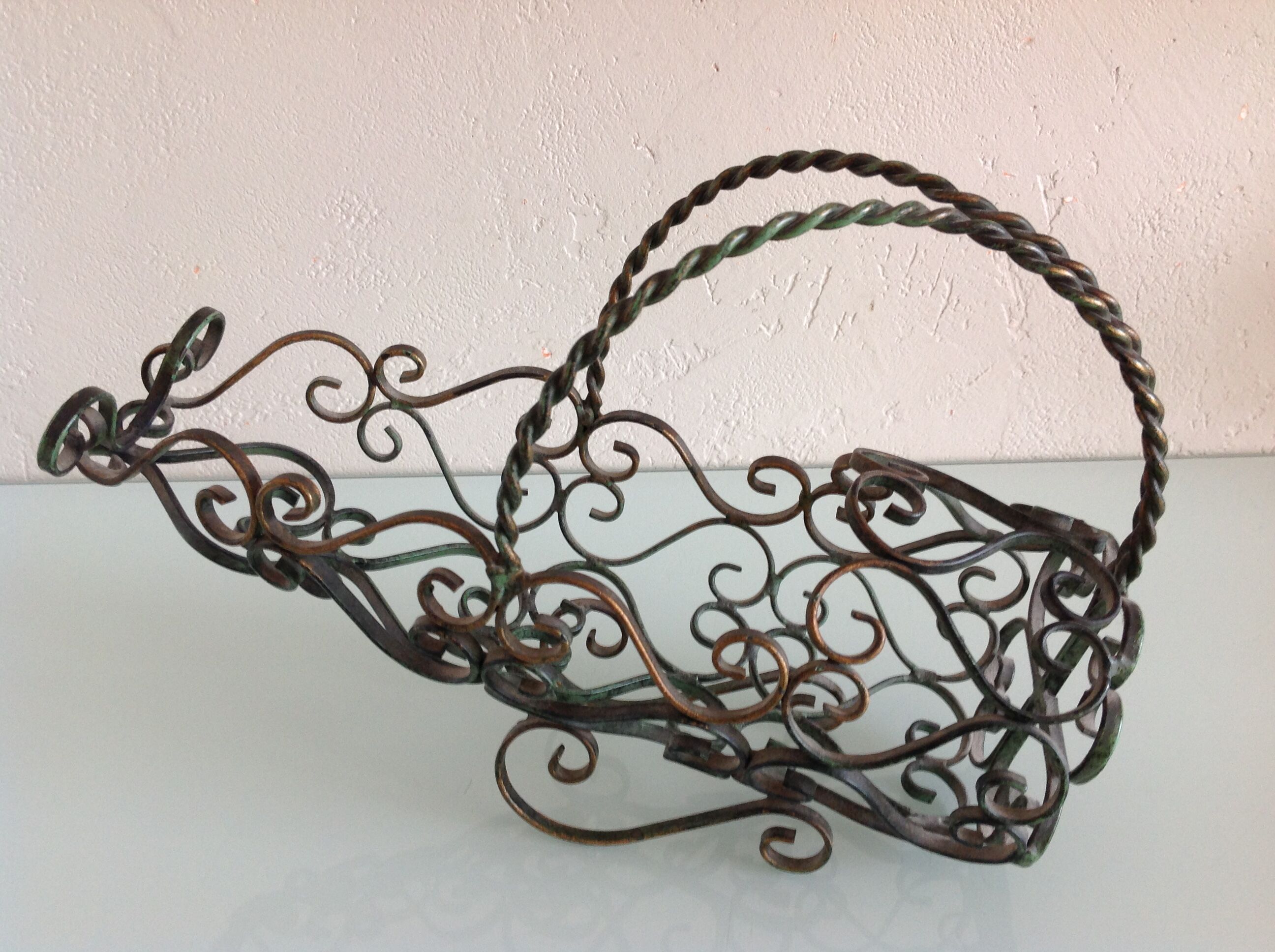 Porte bouteille  de table en ferronerie style art déco