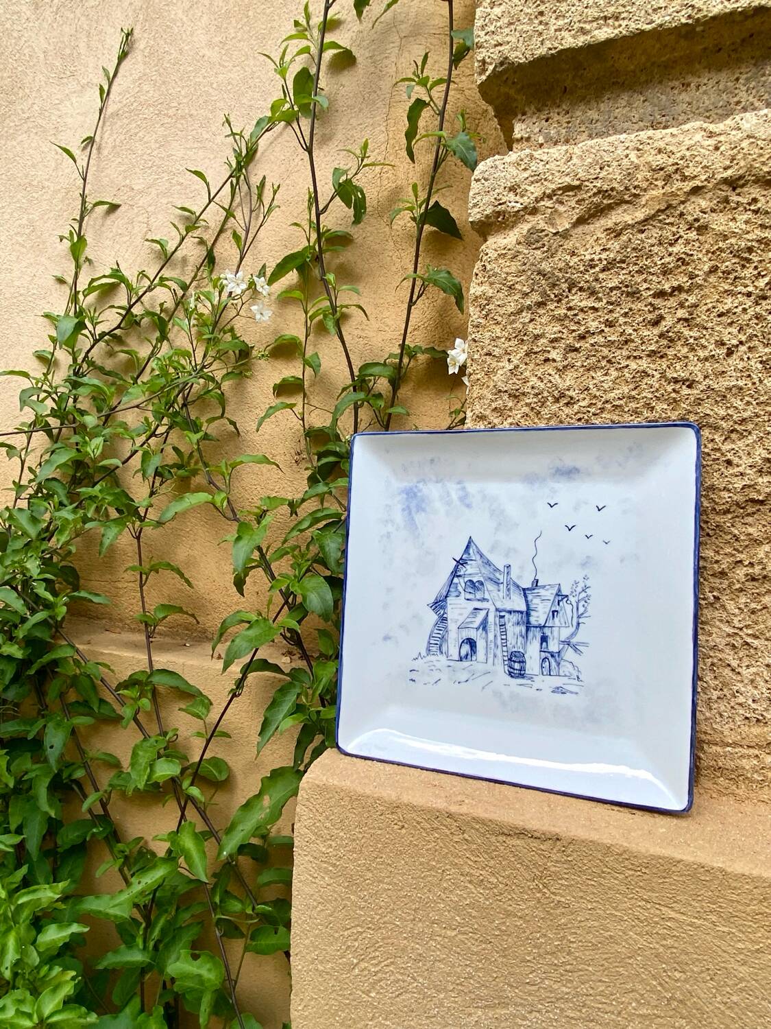 Deep porcelain plate