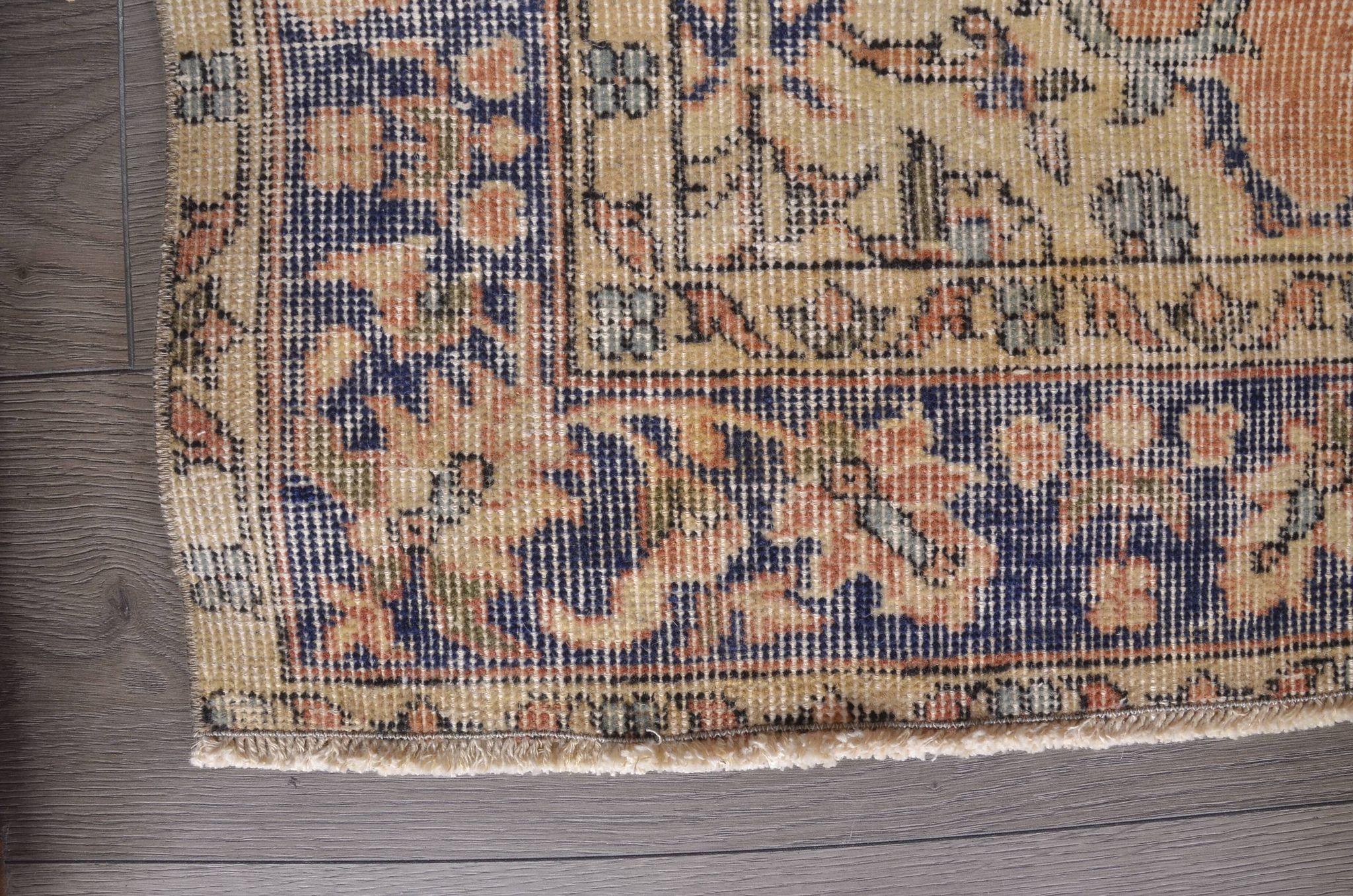 Vintage Home Living Floral Rug sku 1358